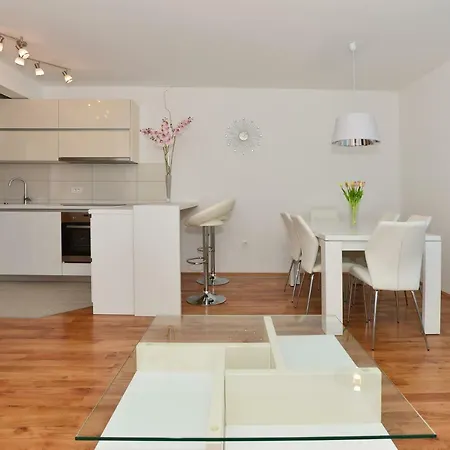 Apartment Dominik Makarska