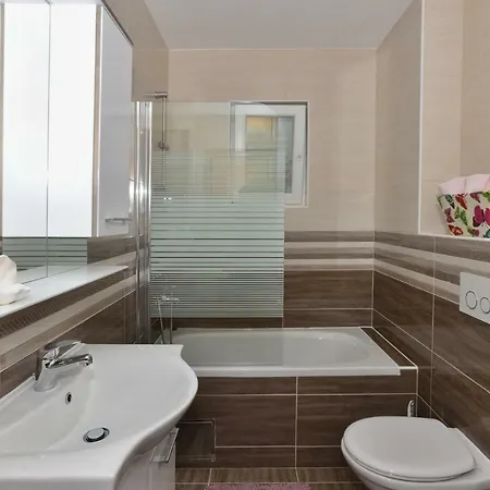 Apartment Dominik Makarska
